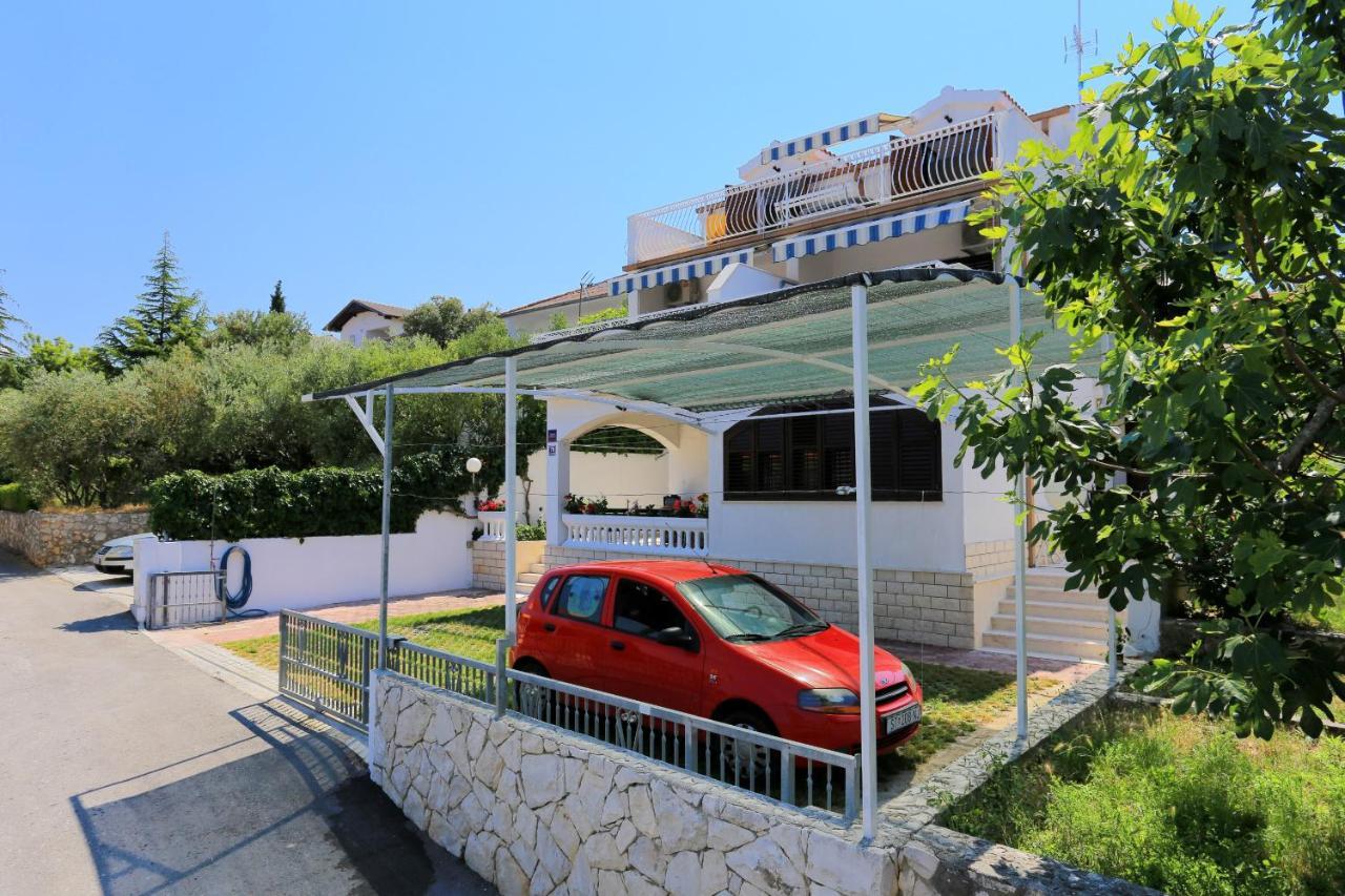 Family Friendly Seaside Apartments Razanj, Rogoznica - 10373 Rogoznica (Sibenik-Knin) Exterior foto