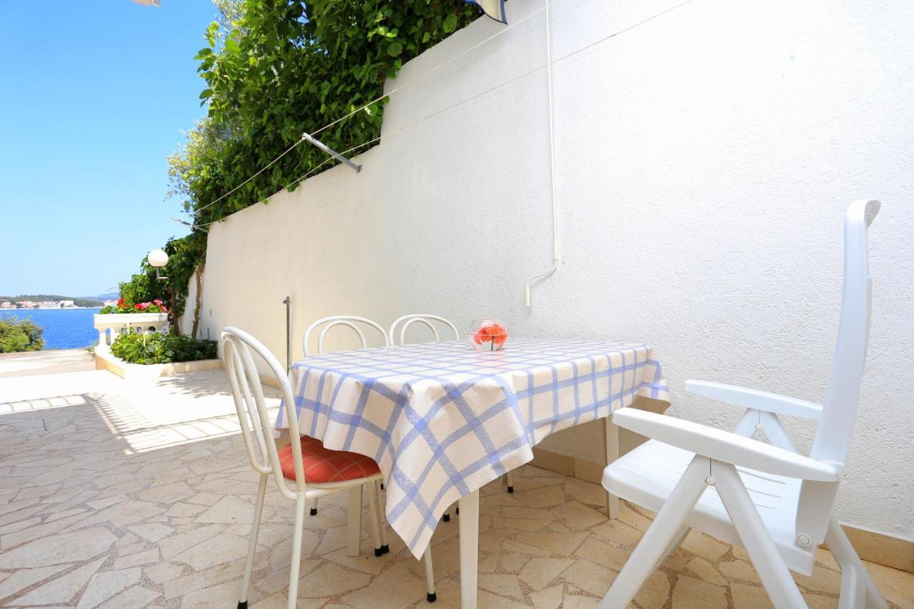 Family Friendly Seaside Apartments Razanj, Rogoznica - 10373 Rogoznica (Sibenik-Knin) Exterior foto